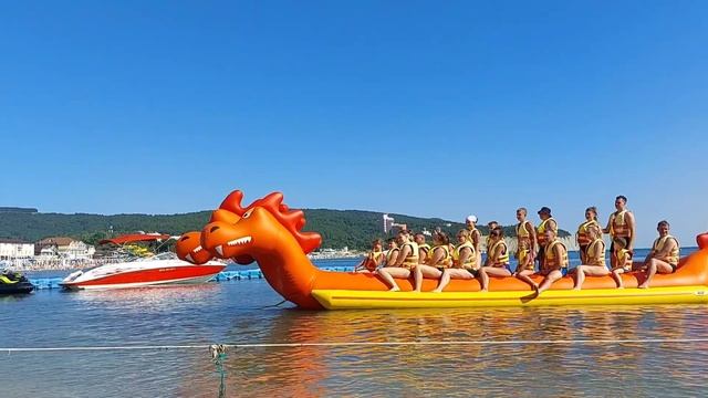 ❗ЧУДОВИЩЕ УВОЗИТ ЛЮДЕЙ В ОТКРЫТОЕ ЧЁРНОЕ МОРЕ❗#дивноморское2021#ингадивная#сезон2021