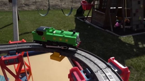Thomas and Friends TOMY Trackmaster Sodor Superstation Worlds Strongest Engine