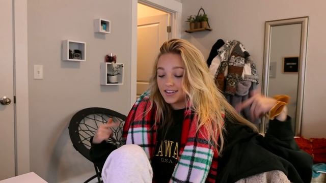 An *updated* school Morning Routine... смотреть онлайн