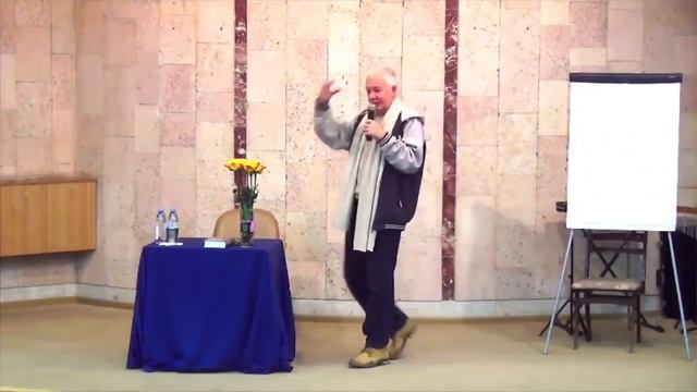 Зло никогда не одолеет того, кто творит добро. - Александр Хакимов. смотреть онлайн