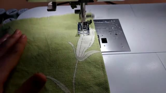 Обзор швейной машины Janome Skyline S7 смотреть онлайн