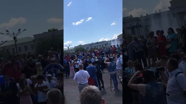 Площадь имени Ленина(Захар Щербаков) смотреть онлайн