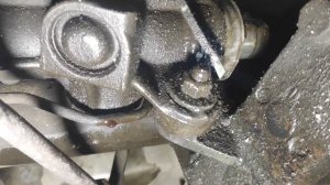 Как снять и менять рулевую рейку на Вито 638. Vito 2001/2.2CDI (638)