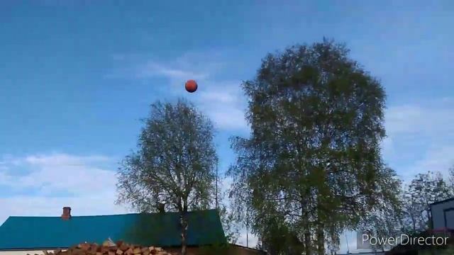 Бросок с 15 метров в Баскетбольное кольцо. #баскетбол . смотреть онлайн