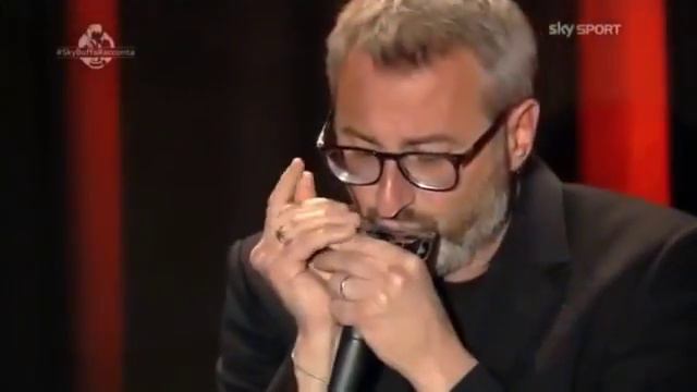 Smells like teen spirit-Max De Aloe e Roberto Olzer смотреть онлайн