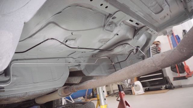 Dinitrol 447 Underseal & ML3125 Cavity Wax Review [BMW E30 Underbody Restoration + Protection] 020 смотреть онлайн