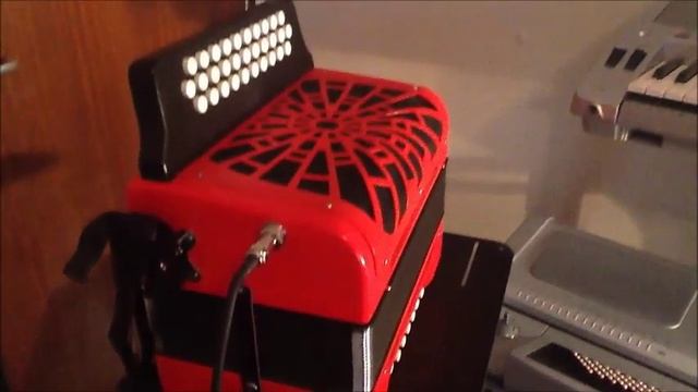 Concertina com MIDI + Ketron SD 8 + Yamaha e o emulator floppy disk para 100 disketes смотреть онлайн