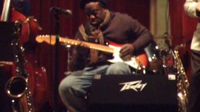 David Lloyd Henry with The Blue Notes смотреть онлайн