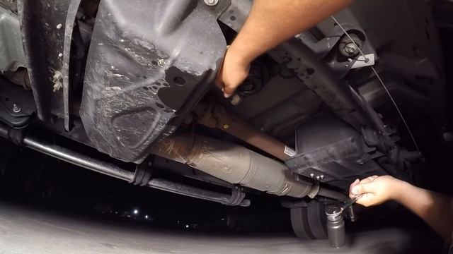 F350 6.7L Fuel Filters replacement. смотреть онлайн