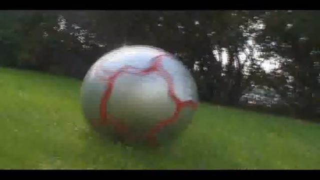 Bollen_The Ball