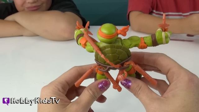 Transforming TMNT Figure Play Set on HobbyKidsTV смотреть онлайн