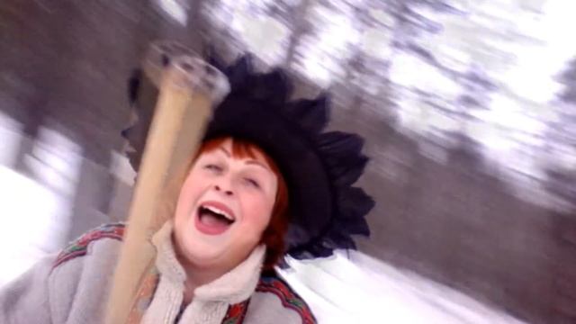 Полет на метле...нуу и другие деревенские забавы зимой... смотреть онлайн