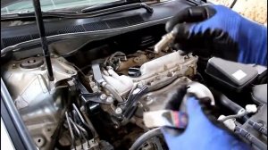 Замена свечей зажигания Toyota Camry XV50 Тойота Камри 2012 года, 2,5