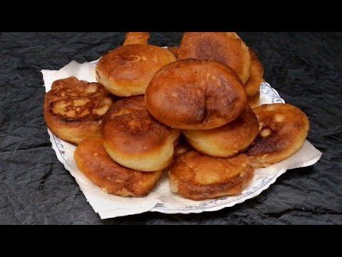 Оладушки на кефире. Секрет пышных оладьев. смотреть онлайн