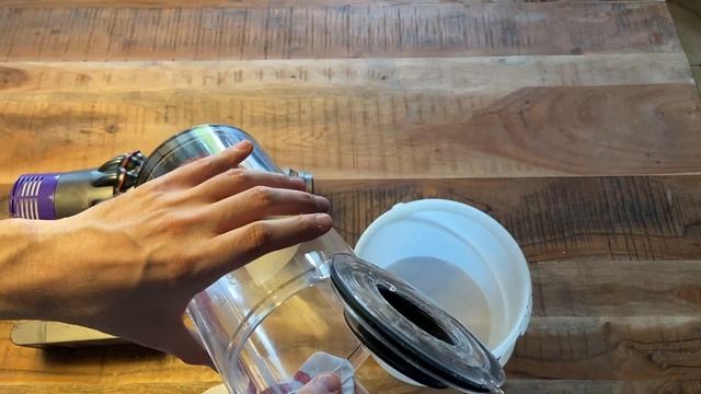 Dyson V10 & V11 Reinigung - Anleitung Tutorial Akku Staubsauger смотреть онлайн
