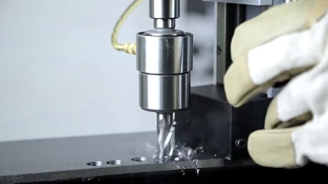 Магнитный станок EUROBOOR ECO 50T дрель на магните, сверлом сталь и нарезаем резьбу #tool24 смотреть онлайн