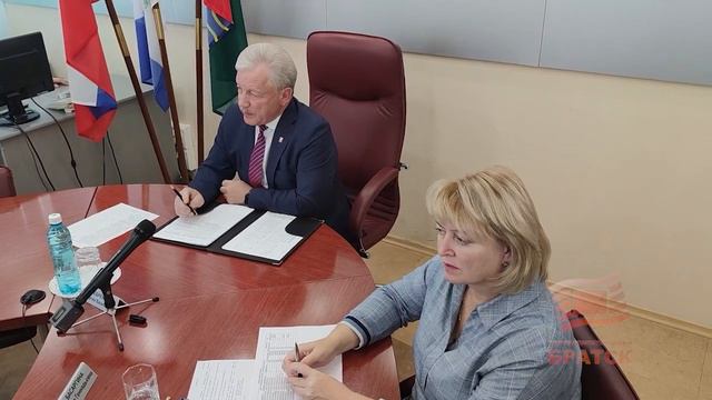 Татьяна Алексеева Все приоритетные направления бюджетных обязательств Братска в 1 полугодии обеспеч смотреть онлайн