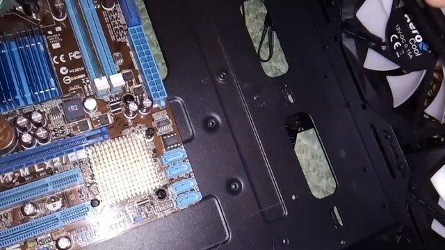 Aerocool One Frost G WT v1 обзор смотреть онлайн