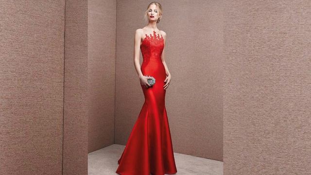 Red Alert Showcase of Stunning Red Dresses | Women Fashion on YouTube | Red Lovers Maxie Midi Mini смотреть онлайн