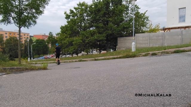 Elektromobilita #3 - Gyroskopická dvoukolka Airwheel Q3 [4K] смотреть онлайн