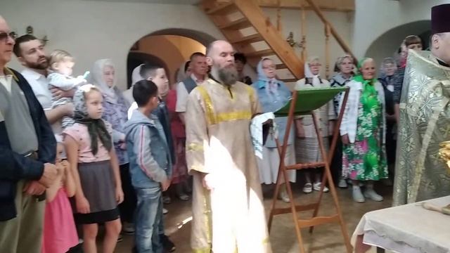 Водосвятный молебен в Духов День смотреть онлайн