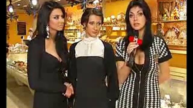 глупые курицы.flv смотреть онлайн