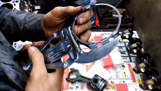 БМВ М57. Сборка поршневой. смотреть онлайн