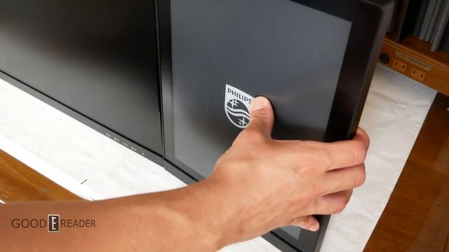 13.3" Hinged EINK Monitor is Actually Here by Philips | Unboxing смотреть онлайн