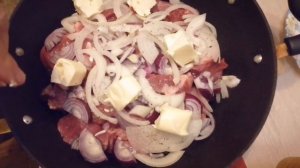 ГОВЯДИНА В СЛИВОЧНОМ СОУСЕ СО СЛИВКАМИ И ЛУКОМ - РЕЦЕПТ ДЛЯ ЛЕНИВЫХ!