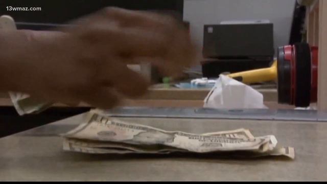 Gov. Kemp's budget gives pay raises, tax refunds and boost in education funding смотреть онлайн