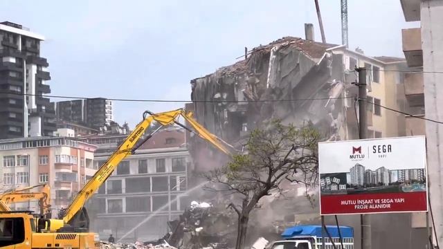 Празднуем Пасху. В Турции Сносят Опасные Дома смотреть онлайн