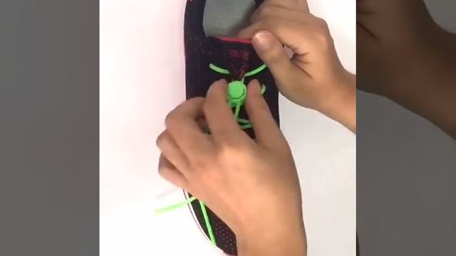 Видео шнурки с затяжкой смотреть онлайн