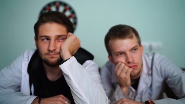 РЕАКЦИЯ ЛЮДЕЙ НА ЩИТ С ДЕНЬГАМИ И НАДПИСЬЮ НЕ ТРОГАЙ!