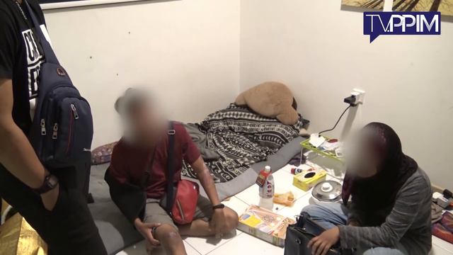 "Kau Sanggup Nak Bela Anak Orang Macam Ni?" смотреть онлайн