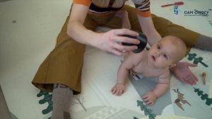 Как научить малыша повороту…с живота?