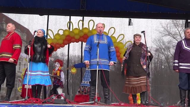 НАПЕКЛА КУМА БЛИНОВ смотреть онлайн