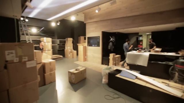 Nuovo Mercedes Me Store - Galleria Vittorio Emanuele II Milano смотреть онлайн