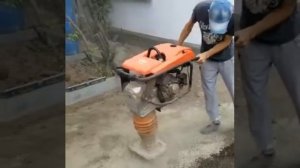 УютДвор Уплотнение основания с использованием шлёп-ноги