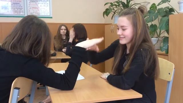 Как нужно давать пять(девочки) смотреть онлайн