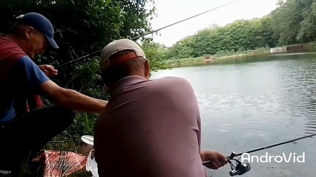 ловля плотвы на перловку смотреть онлайн