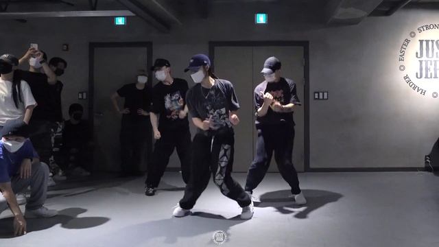 J HO Class | Masked Wolf, Loopy, Owen, BLOO - Astronaut In The Ocean (Remix) | @JustJerk Dance A смотреть онлайн