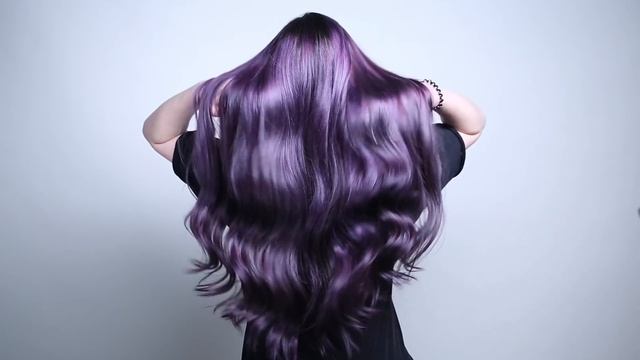 Яркое окрашивание волос в фиолетовый для коллекции WELLA смотреть онлайн