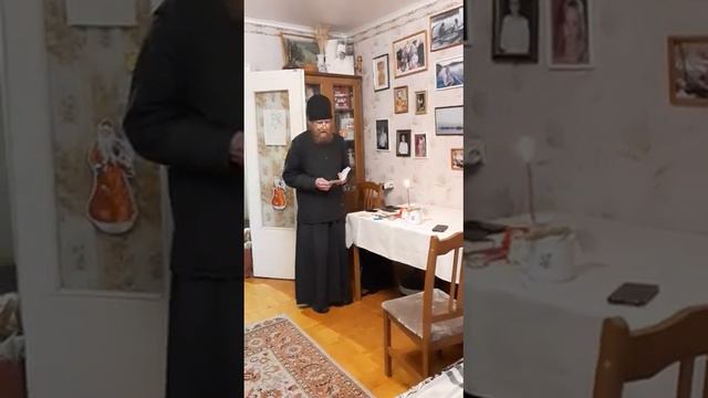 Фрагмент поминальной службы (конец) по усопшему рабу Божиему Георгию... смотреть онлайн