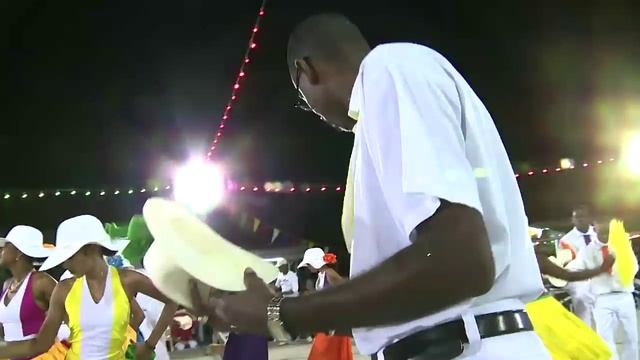 Soirée traditionnelle: belle prestation de Mazurka du groupe la Kulture. смотреть онлайн