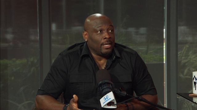 Hall of Famers Michael Irvin & Mitch Richmond on Year-Round Youth Sports | The Rich Eisen Show смотреть онлайн