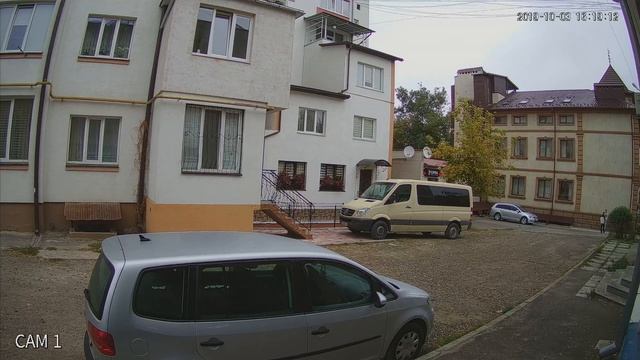 8Mpx HDCVI видеокамера Dahua DH-HAC-HFW1801TLP-A смотреть онлайн