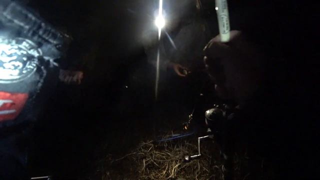 Рыбалка на налима. Бобры окружили ! смотреть онлайн