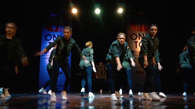 Dancehall категория VARSITY Second place Only Top 2017: Pchela dance center “Hive soldiers” смотреть онлайн