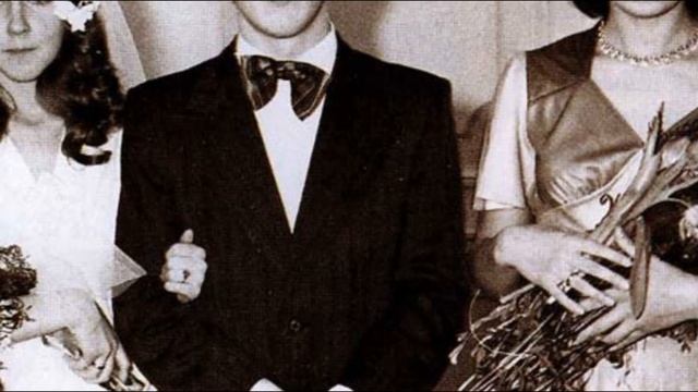 БОЛЬШЕ 35 ЛЕТ ВМЕСТЕ! Вот как выглядит жена Игоря Скляра смотреть онлайн