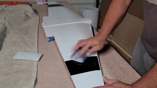 Bob Martin SR-7, Vintage RC Slope Glider Build Part 11, clear coat, polishing, and hinges. смотреть онлайн